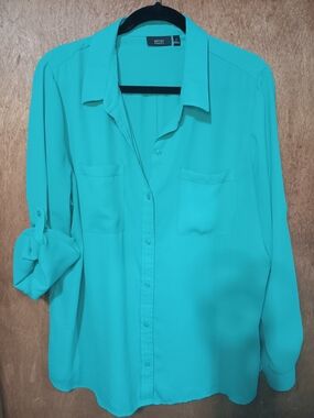 Apt. 9 Turquoise Button-Down Women's Blouse